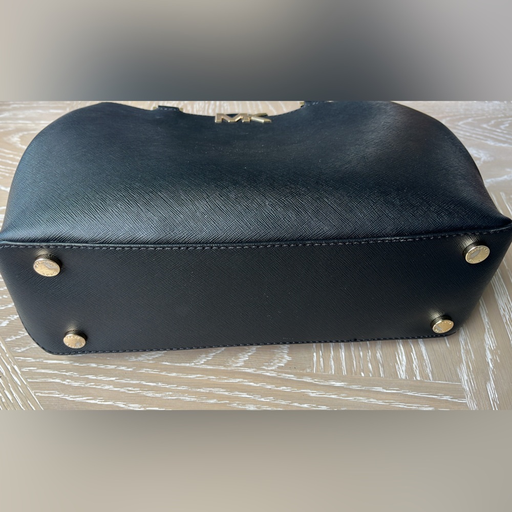 Michael Kors Black Leather Purse - Picture 5 of 5